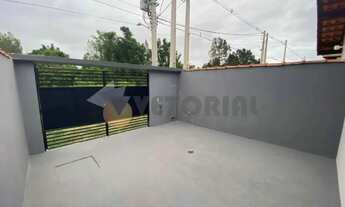 Imagem 2: Casa à venda em Caraguatatuba, Balneário dos Golfinhos, com 2 quartos, 61m²