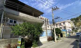 Imagem 2: Casa para Locação em Nova Iguaçu, Centro, 3 dormitórios, 2 suítes, 3 banheiros, 4 vagas