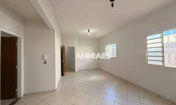 Imagem 5: Casa com 4 quartos, 3 vagas, a/c 210 m² - venda por R$ 730.000 ou aluguel por R$ 3.500/mês