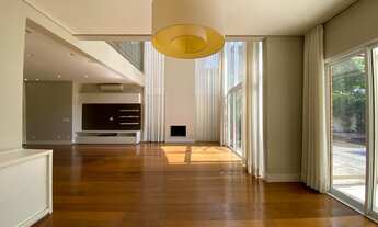 Imagem 4: Casa em condomínio exclusivo com área externa generosa