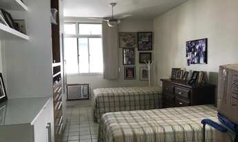 Imagem 2: Excelente Amplo Apto com vista Magnífica para Venda em Icaraí