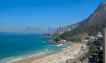 Imagem 3: Apartamento com varanda de frente para o mar no Leblon