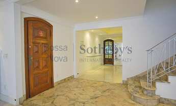 Imagem 2: Apartamento reformado em localização privilegiada