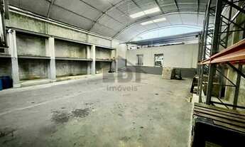 Imagem 1: Pavilhão/Galpão à venda no bairro Santa Bárbara - Niterói/RJ