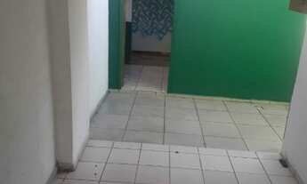 Imagem 2: Alugo uma casa de fundos