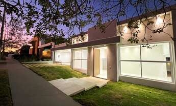 Imagem 4: CASA DE ESQUINA RECÉM CONSTRUÍDA NO BELVEDERE À VENDA