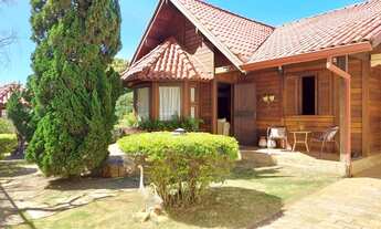 Imagem: Casa de madeira com 3 dormitórios à venda