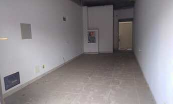 Imagem: Loja no Centro, com 40 M², Ar Split e porta