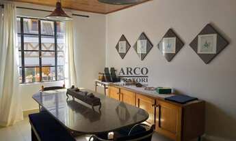 Imagem 3: Casa com 4 dormitórios à venda, 180 m² por R$ 2.000.000,00 - Capivari - Campos do Jordão/S