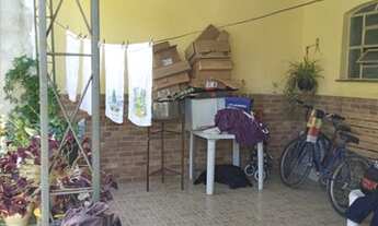 Imagem 6: Linda casa no Centro de Queimados