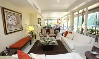 Imagem 4: Casa com quadra de tênis no Itanhangá