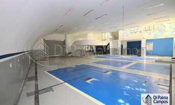 Imagem 6: Prédio comercial de esquina na Av Dom Pedro I