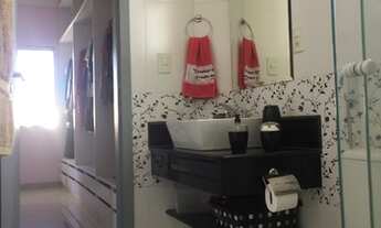 Imagem 5: Casa duplex em condomínio fechado no Vale dos Cristais