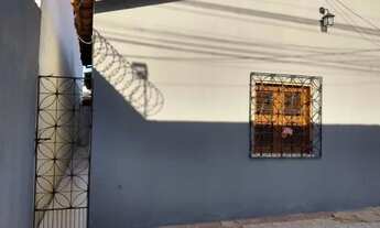 Imagem 6: Casa ampla para fins comerciais a menos de 2 quadras da avenida Oliveira Paiva