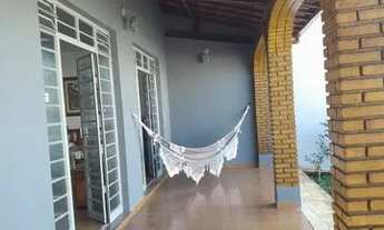 Imagem 4: CASA COM 3 DORMITÓRIOS E VARANDA GOURMET NO CENTRO