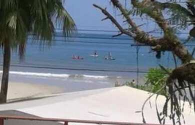 Imagem 2: CASA COM 3 DORMITÓRIOS APENAS 200 METROS DA PRAIA DA ENSEADA