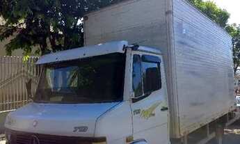 Imagem: FRETE - CAMINHÃO BAU