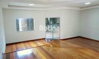 Imagem 4: Casa para aluguel, 3 quartos, 2 suítes, 2 vagas, Cidade Jardim - Uberlândia/MG