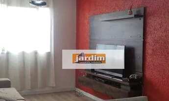 Imagem 2: Apto Val Paraiso Reformado - OPORTUNIDADE - 2 ds ,sl 2amb, coz. com A/E, 1 gar, financio