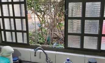 Imagem 2: Rancho em Paulicéia (portão de ferro