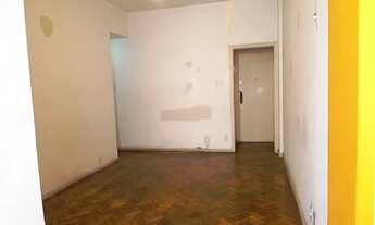 Imagem 4: Apartamento para aluguel tem 75 metros quadrados com 2 quartos em Laranjeiras - Rio de Jan