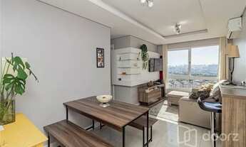 Imagem 2: PORTO ALEGRE - Apartamento Padrão - Azenha