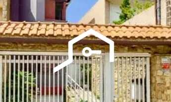 Imagem: Sobrado com 3(três) dormitórios, 1(uma)