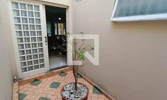 Imagem 4: Casa para Aluguel - Jardim Prestes de Barros, 3 Quartos, 217 m2