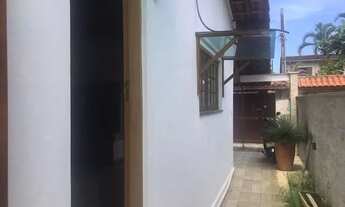 Imagem 4: SOBRADO COM 4 DORMITÓRIOS NA BARRA DA LAGOA