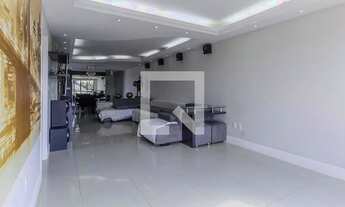 Imagem 5: Apartamento para Aluguel - Passo D'areia, 3 Quartos, 200 m2