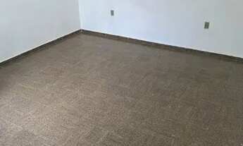 Imagem 2: Inenarrável Casa Duplex (Vazia) Tanque Sala 2 Quartos 2 Vagas Terraço