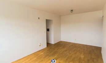 Imagem 3: Apartamento com 2 dormitórios para alugar - R$ 1.100,00/mês + taxas - Fazendinha - Curitib