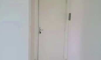 Imagem 2: Apartamento no Jardim Simus - Com 2 quartos e 1 banheiro