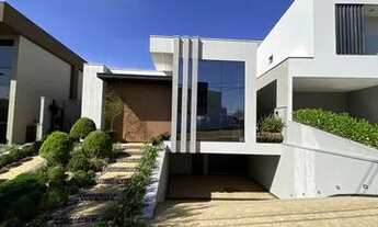 Imagem: Casa Térrea - 03 Suítes - Condomínio