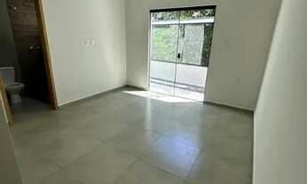 Imagem 5: C100 - Casa com dois dormitórios em rua plana