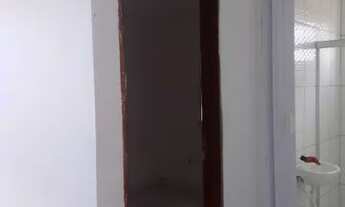 Imagem 6: Aluga uma quitinete valor 400 com água icruso