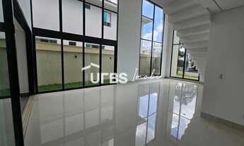 Imagem 5: Casa de condomínio sobrado para venda possui 315 metros quadrados com 4 quartos