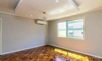 Imagem 2: Apartamento com 2 dormitórios para alugar, 80 m² por R$ 3.090/mês - Petrópolis - Porto Ale