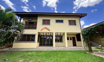 Imagem: Casa de condomínio em Rua Capitão José