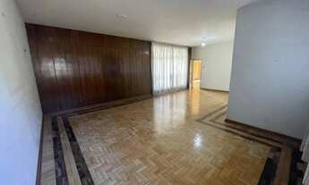 Imagem 4: Casa comercial com 412 m² de área útil em lote de 600 m²