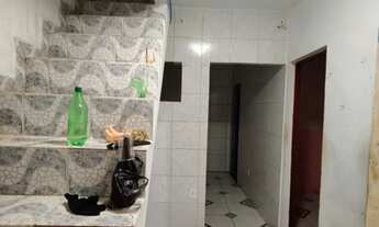 Imagem: Casa no cabula // atrás do colégio Roberto