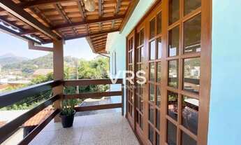 Imagem 2: Casa com 3 dormitórios à venda, 176 m² por R$ 750.000,00 - Tijuca - Teresópolis/RJ