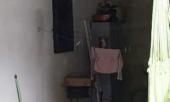 Imagem 5: Casa simples em lote de 300m quadrados