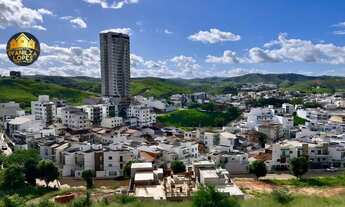 Imagem 10: Linda casa com 290m² com todos os cômodos grandes, pé direito alto e garagem para até 05 c