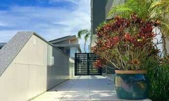 Imagem 3: Casa alto padrão em condomínio fechado