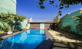 Imagem 6: Sobrado com Piscina e Potencial de Renda 300m² Taguatinga Norte