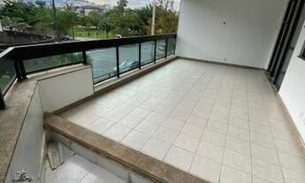 Imagem 3: Apartamento com três quartos e suíte no Recreio dos Bandeirantes