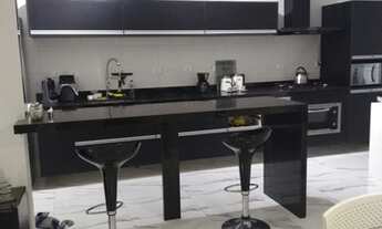 Imagem 2: Casa de condomínio térrea para venda possui 260 metros quadrados com 3 quartos