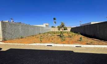 Imagem: Lote de 420 metros todo murado em Condomínio