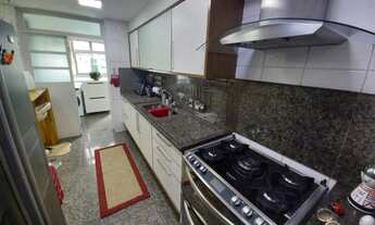 Imagem 2: Apartamento para venda tem 181 metros quadrados com 4 quartos